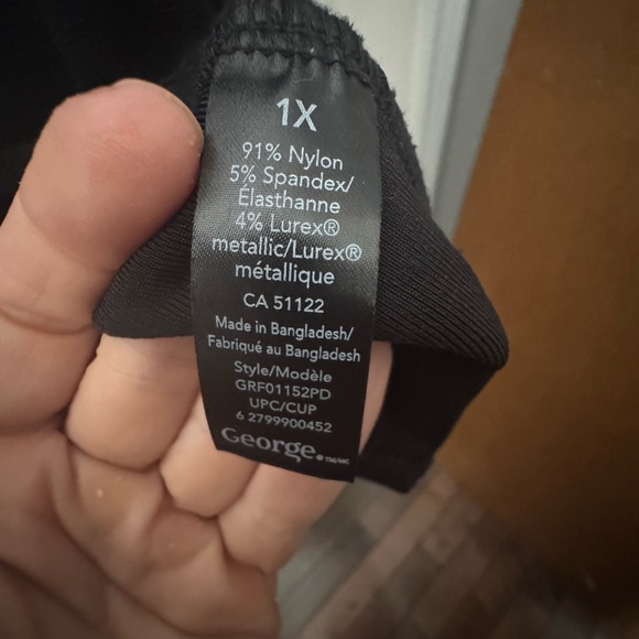 Elegant Black Women's Top - Picture 6 of 6